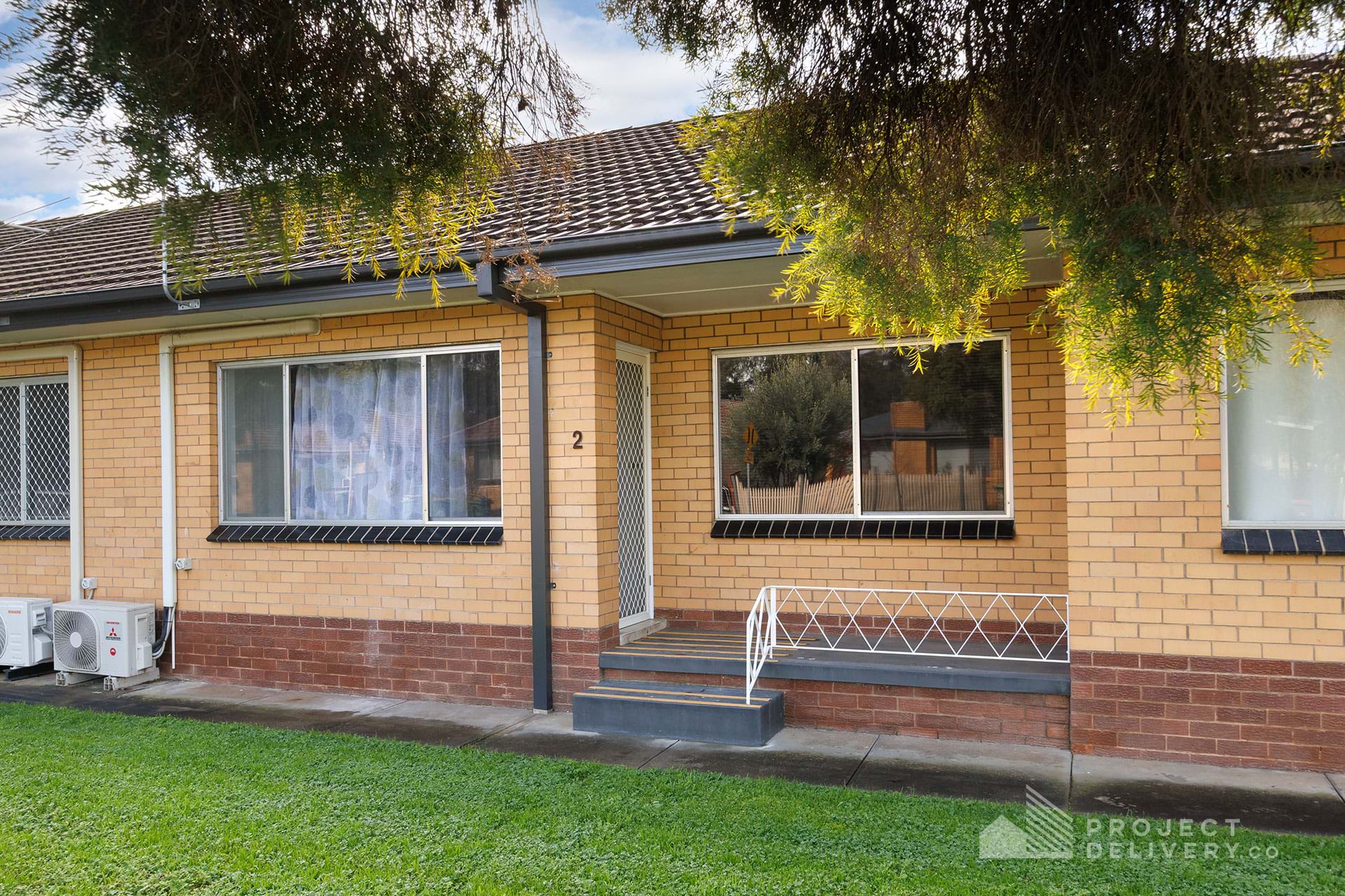 2/185 Plummer Street, South Albury