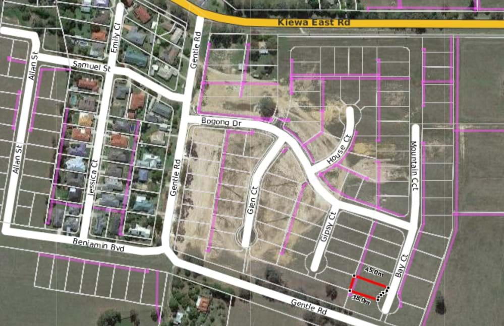 10 Bay Court, Tangambalanga